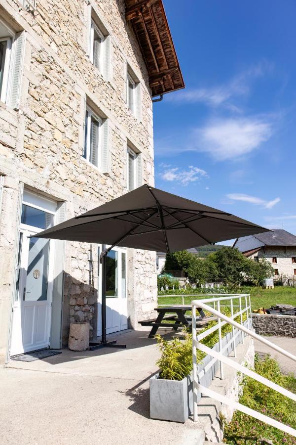 La Batisse L'Arbre Beige Apartment Le Petit-Abergement Exterior foto